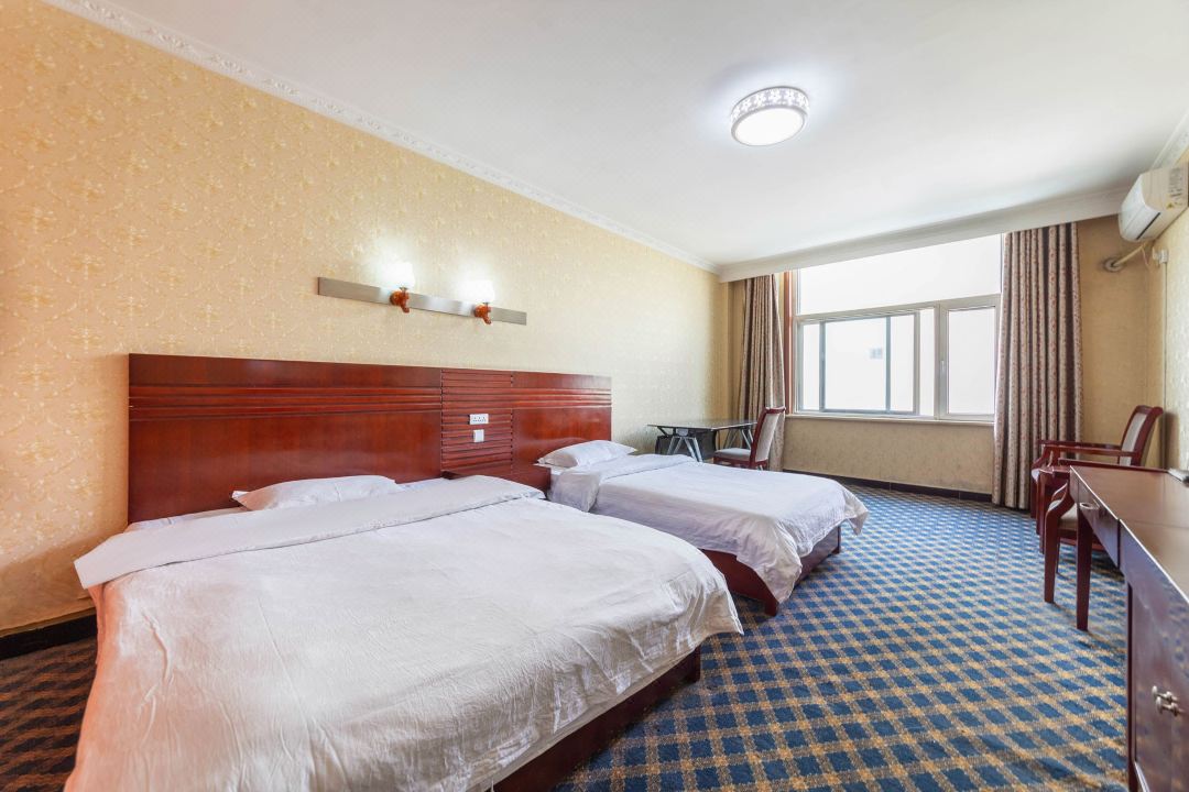 Minhe Qinrui Hotel