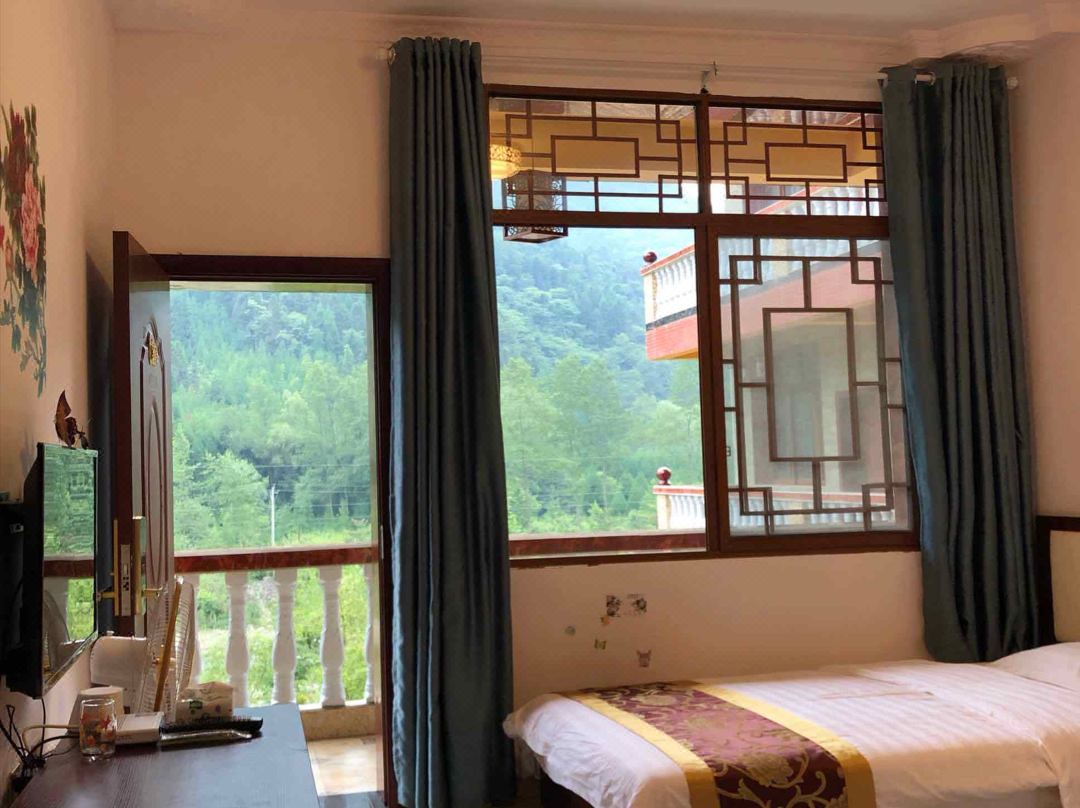 Lushan Lantian Hotel