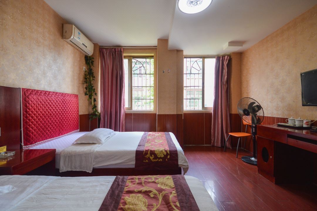 Hongda Hotel (Changsha Huojusi District)