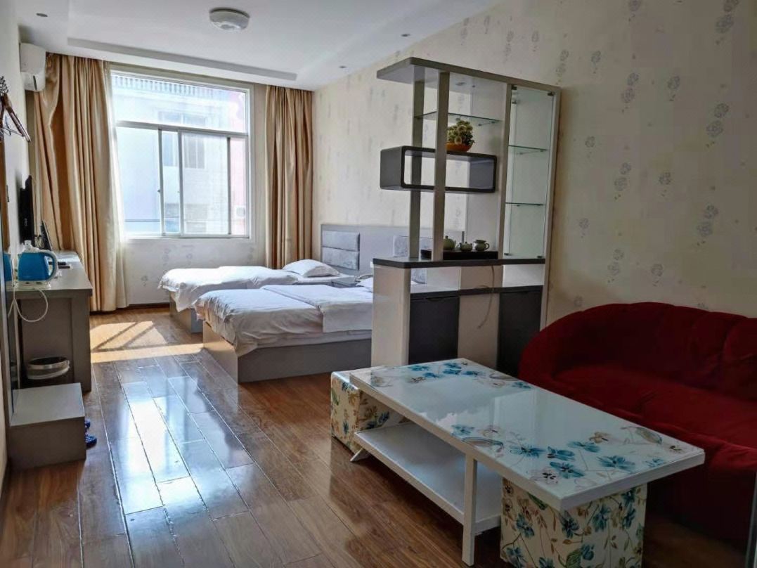 Mengzi Mingbang Leisure Hotel