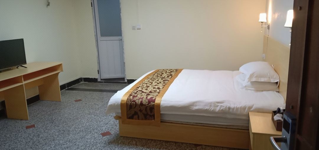 Qiaohong Guest House