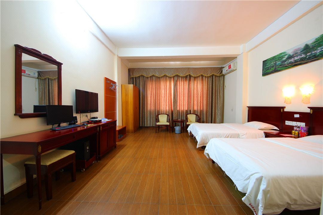 Shenglin Jiaju Hotel