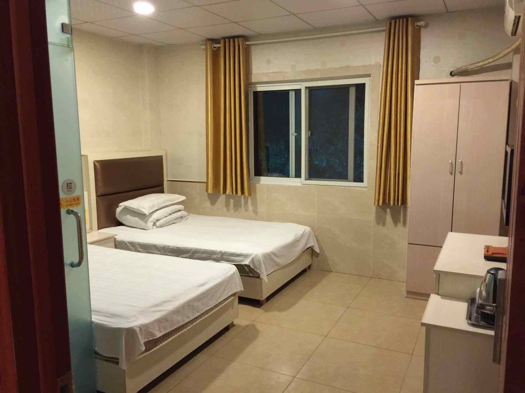 Dongsheng Hotel (Hefei Dashushan)