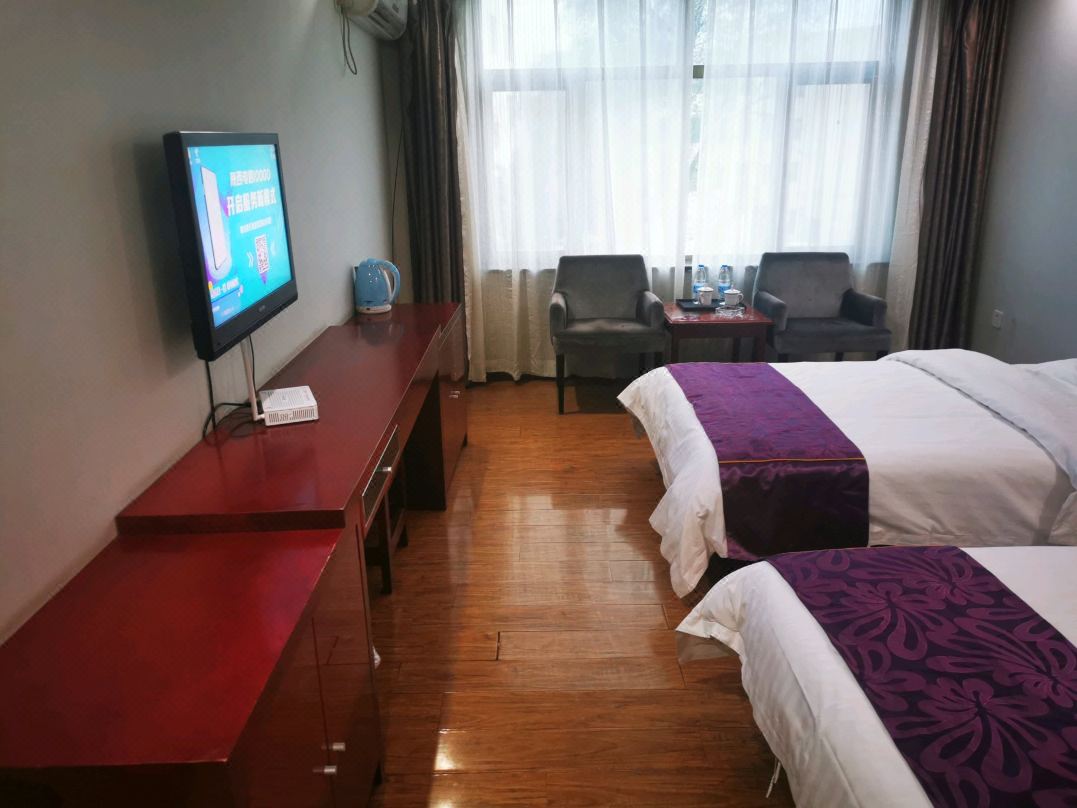 Jingbian Jinyuan Hotel
