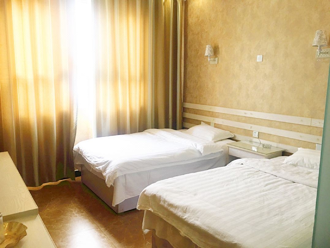 Fuyu Hot Spring Bath Hotel, Luohe