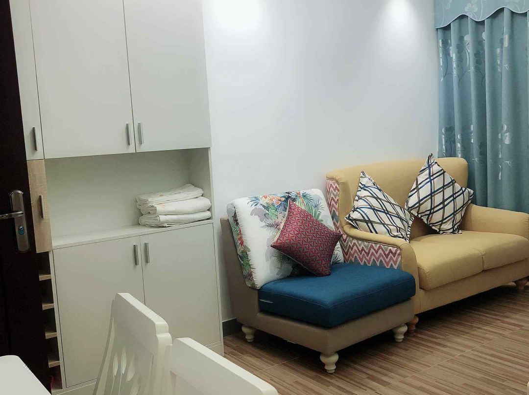 Private-enjopyed Home