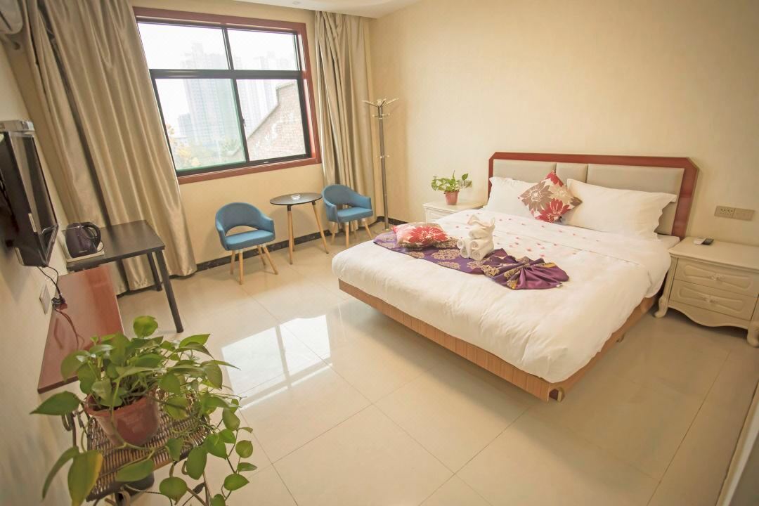 Beihai Express Hotel
