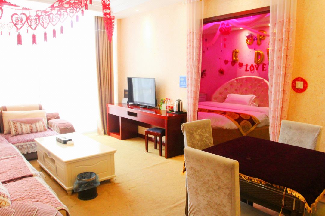 Gaotai Tianfeng Hotel