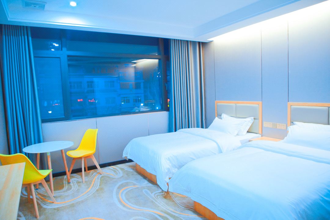 Jinfu Business Hotel