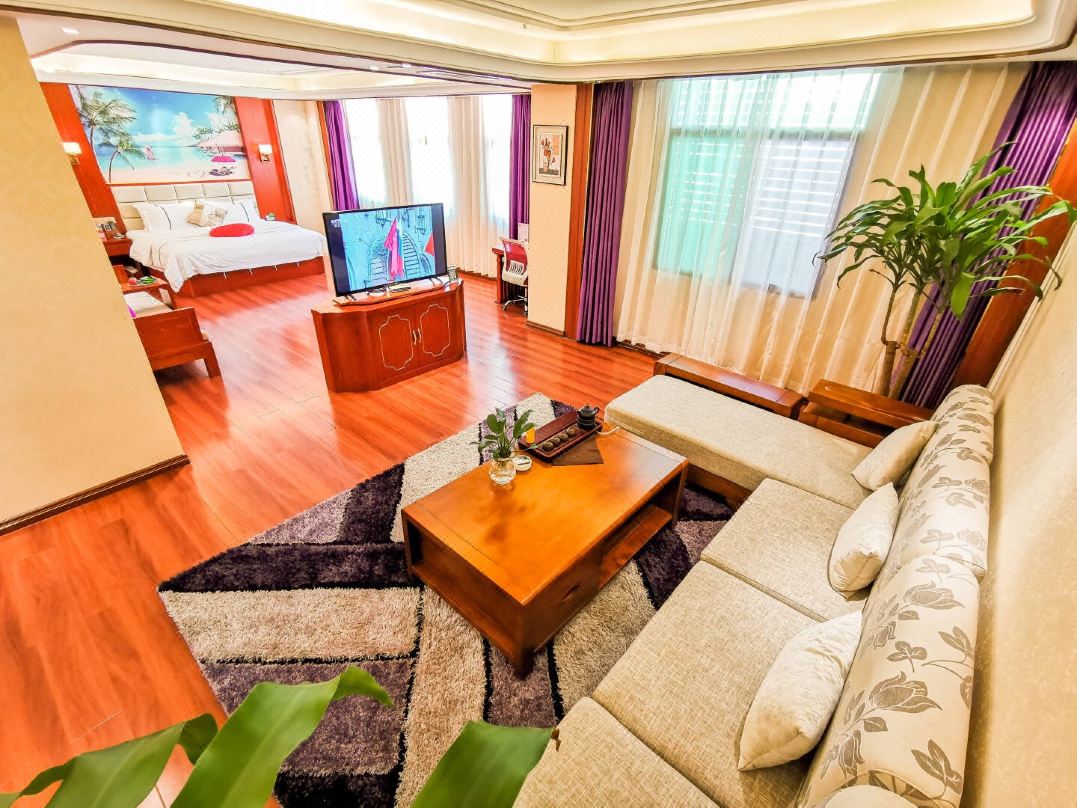 Century Hotel