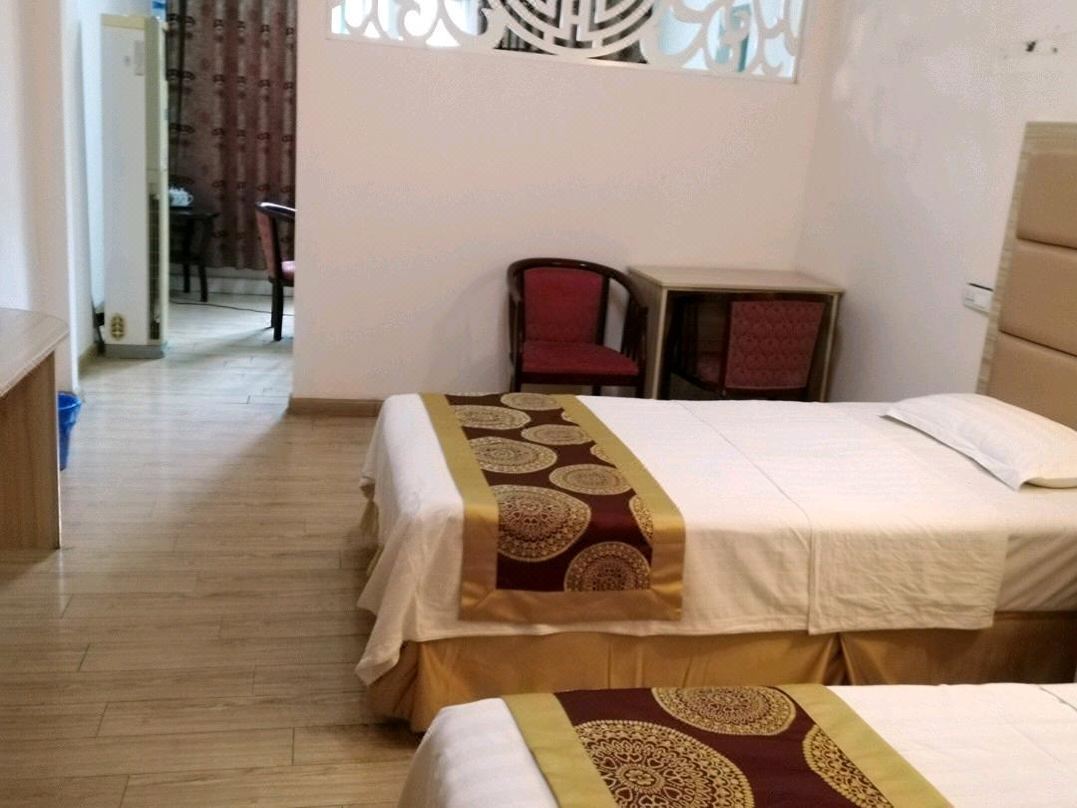 Chongqing Yunhao Business Hotel