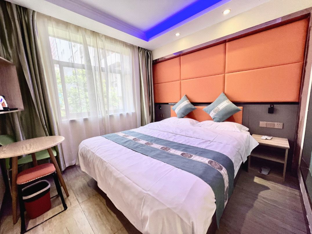Dongfang Star Hotel (Lanzhou Xiguan Cross Branch)