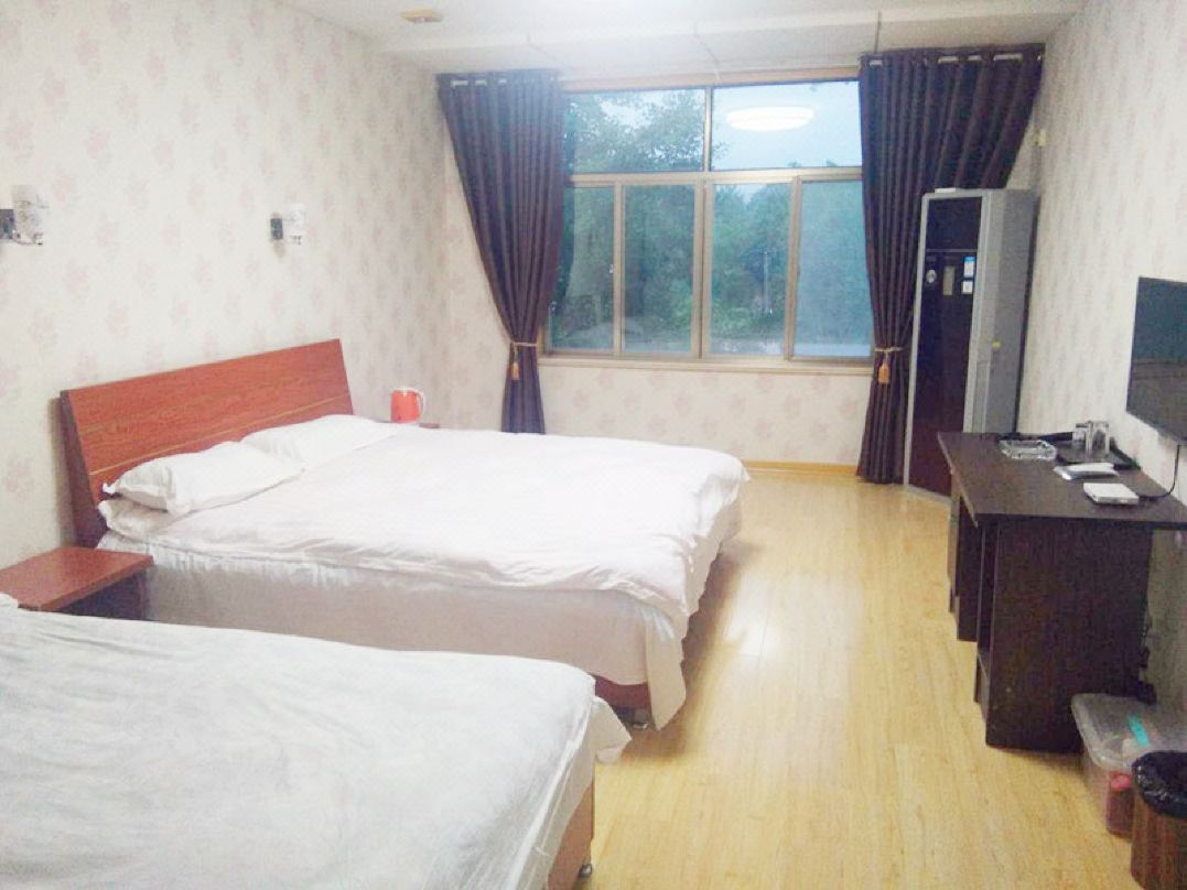Jixian Jinfeng Accommodation