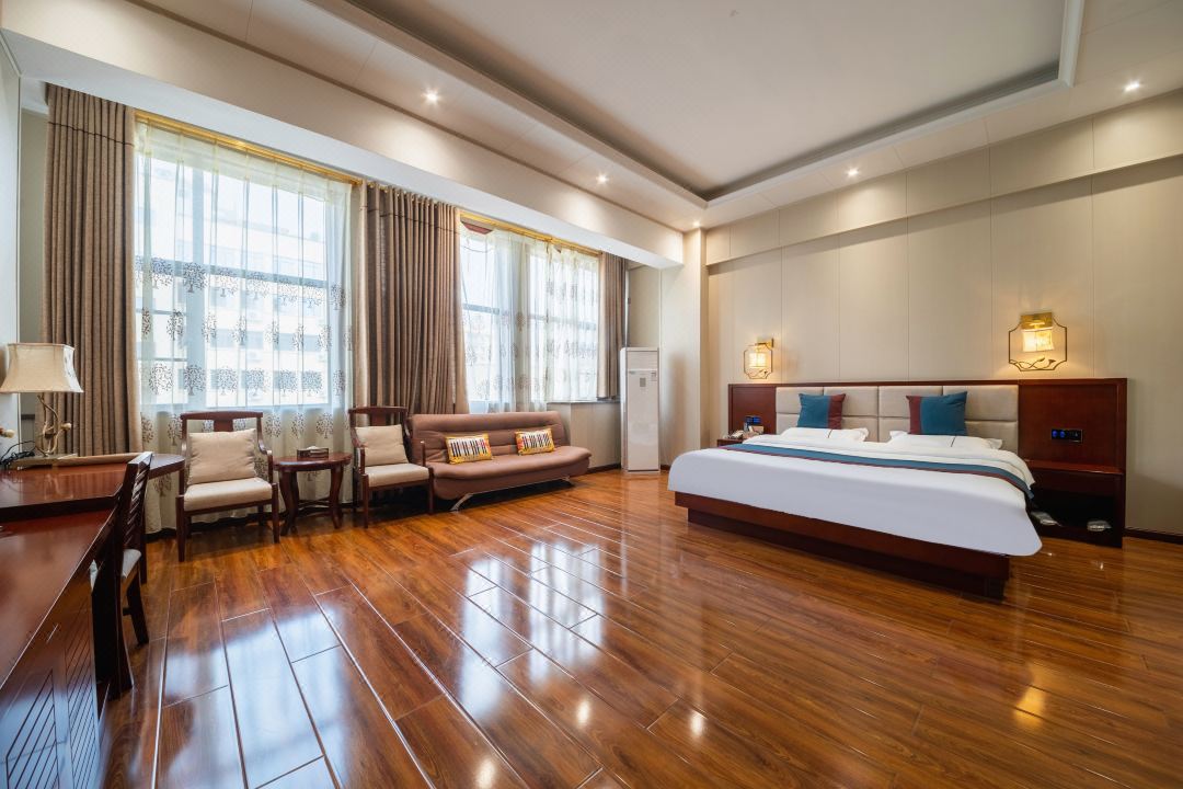 Jinggu Xianghe Hotel