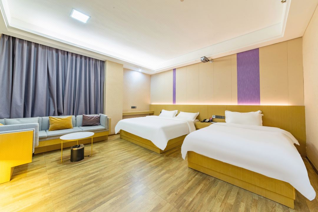Maoming Victoria Hotel Huazhou Hedong Yanjiang East Road Dongdi Branch