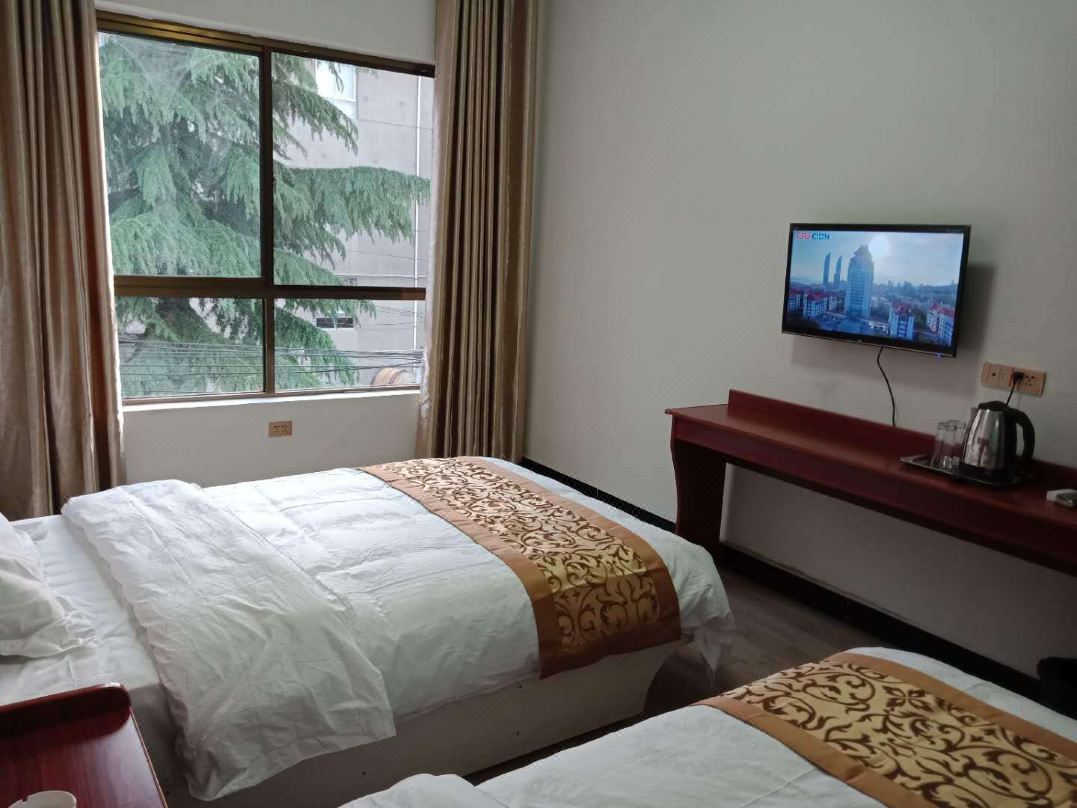 Huashan chengjie inn