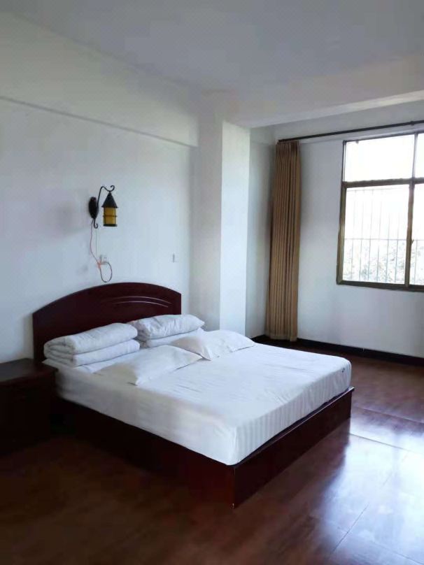Tengchong Rongcheng Apartment