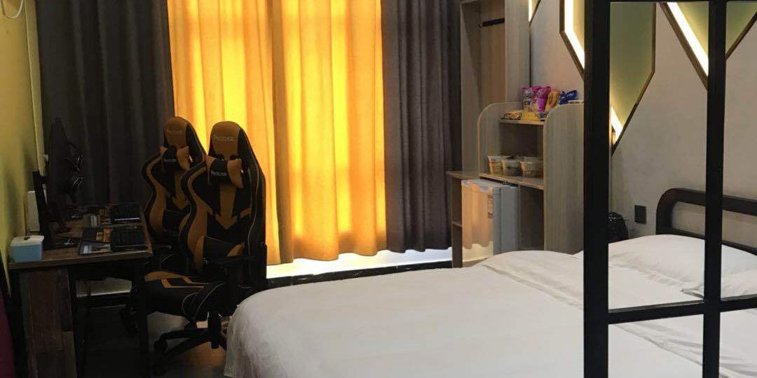 界首温特艾米电竞酒店