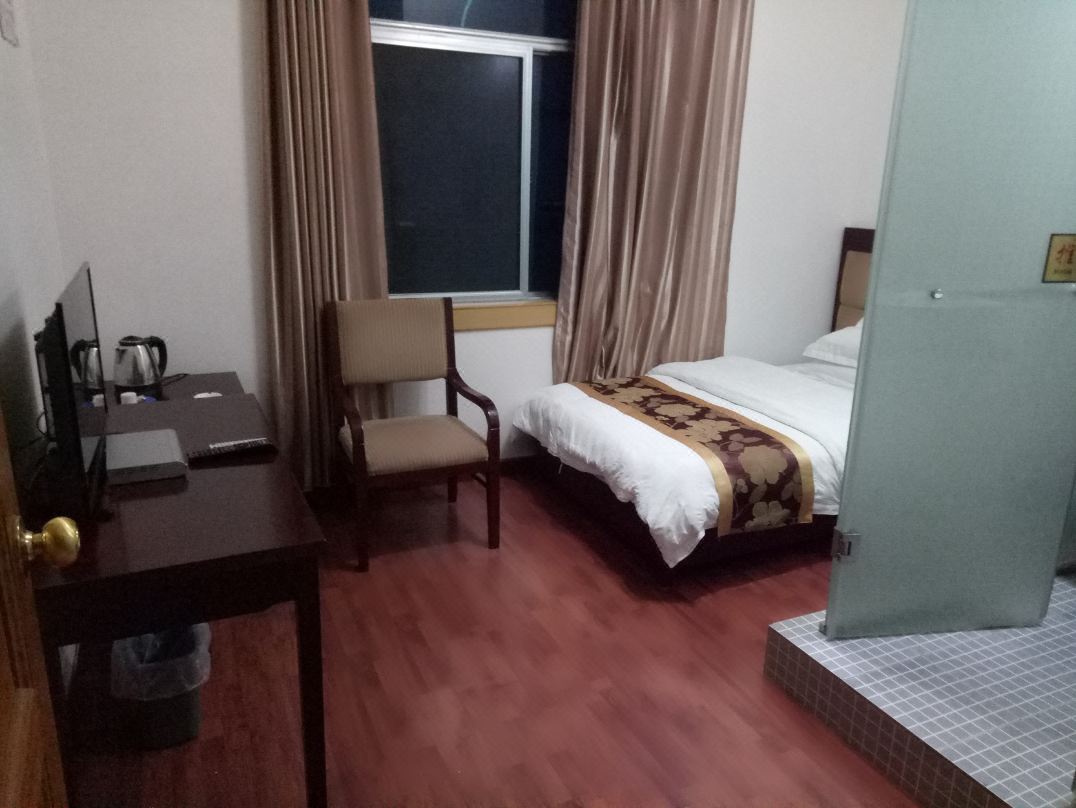 Anning Liuliu Hotel