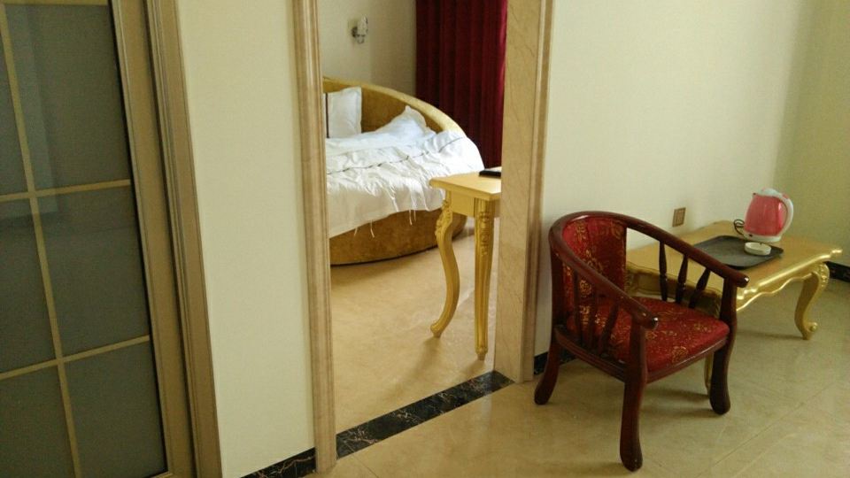 建水新欣九点