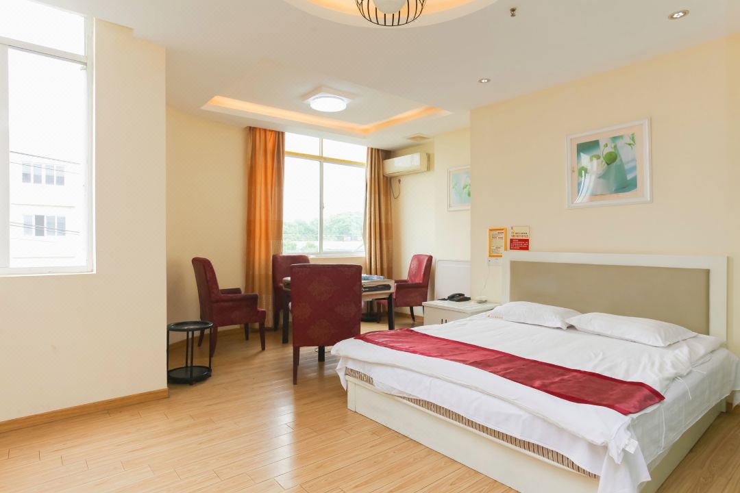 Le8 Business Hotel