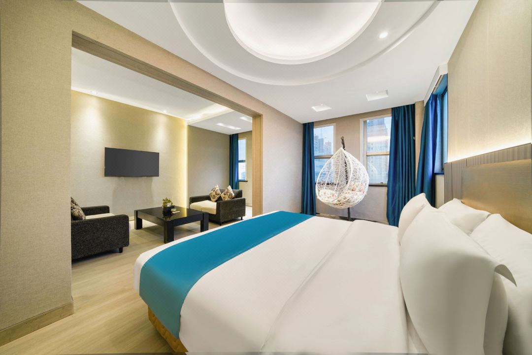 Chuang E Jia Fa Milai Hotel (Luqiao Fu Shi Square Store)
