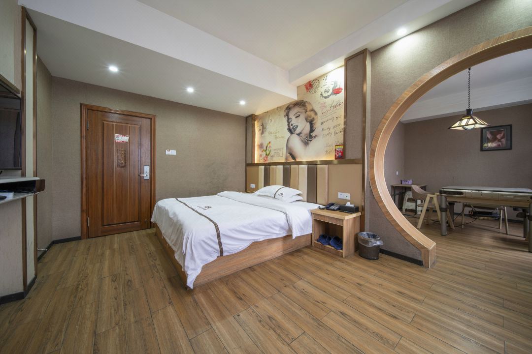 Fuyang Jinguzi Hotel