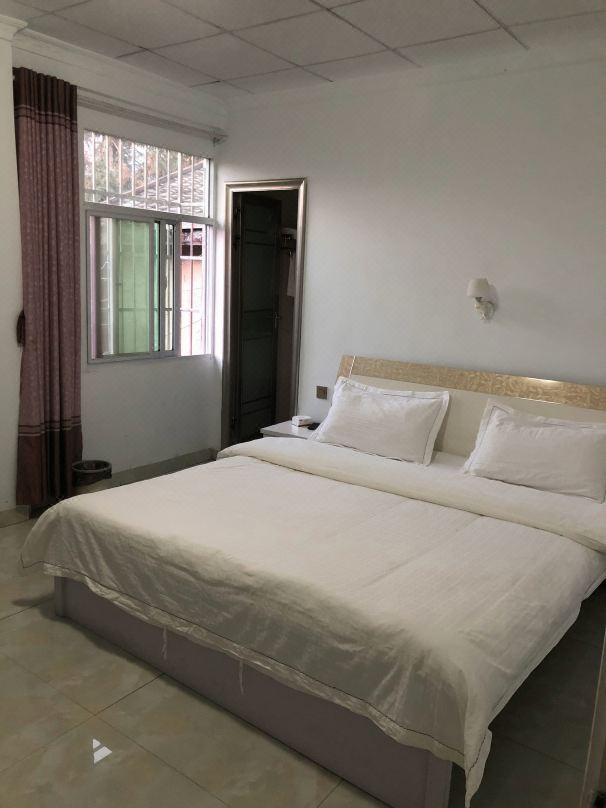 Miyi Xinyi Hotel