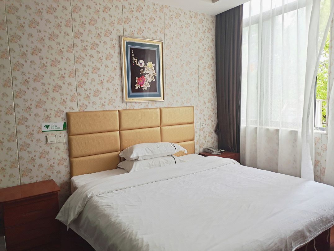 Shell Hotel (Shanghai Pujiang Town Zhuyuan Road)