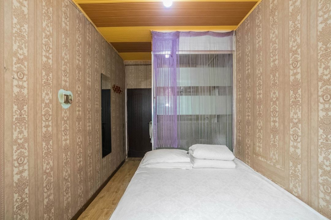 Harbin Changqing Fashion Hotel