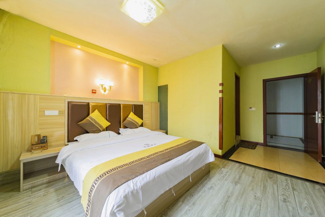 Jian Yang Ruihao Hotel