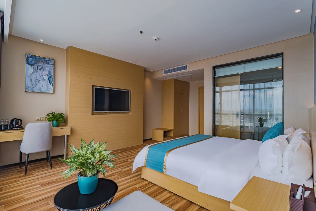 Tenghai Holiday Hotel