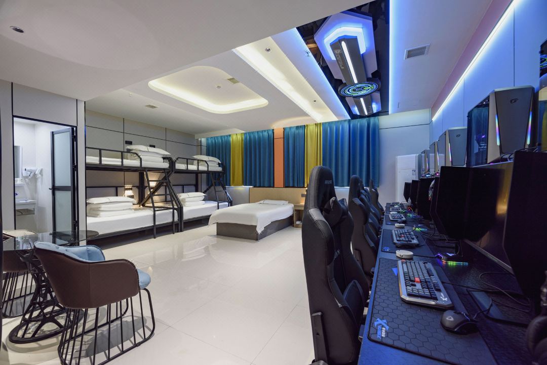 Jinzuo E-Sports Hotel (Linyi Huitong Darunfa)