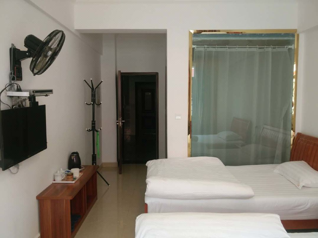 Yuxi Furui Express Hotel