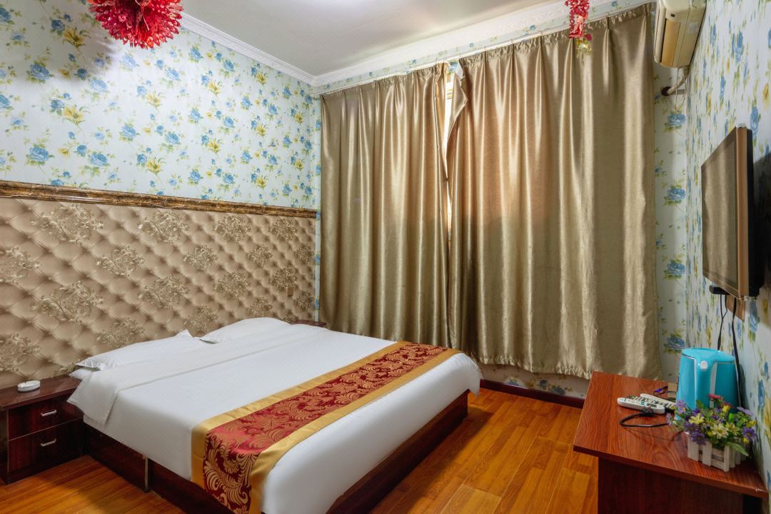 Jinzhong Yirong Hotel
