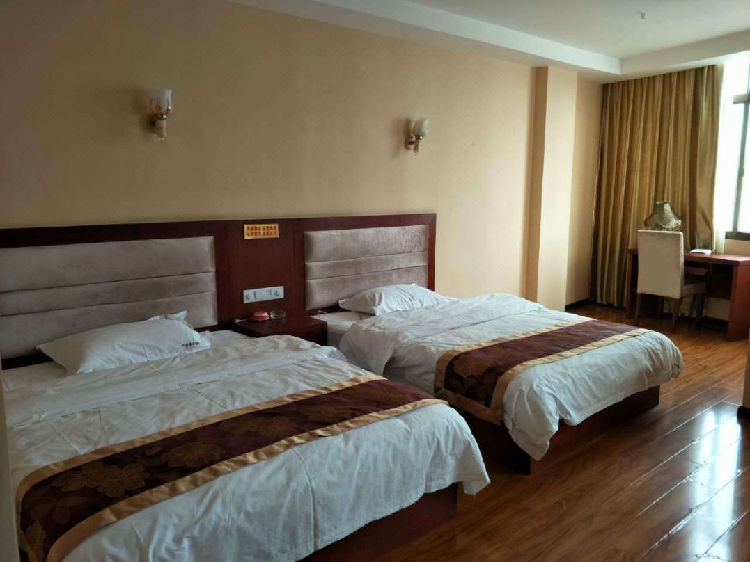 Xifengyuan Business Hotel