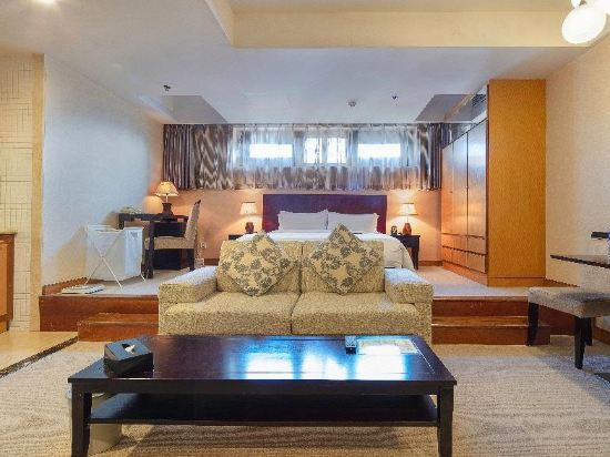 Dalian Asia Pacific Service Apartment - Tap to explore photos
