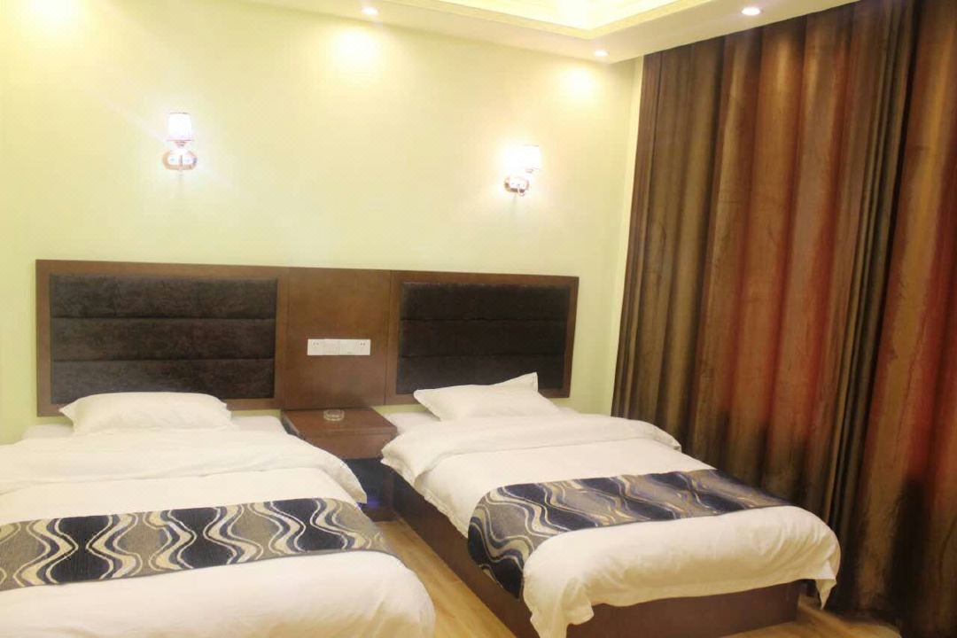 Shengjing Boya Hotel