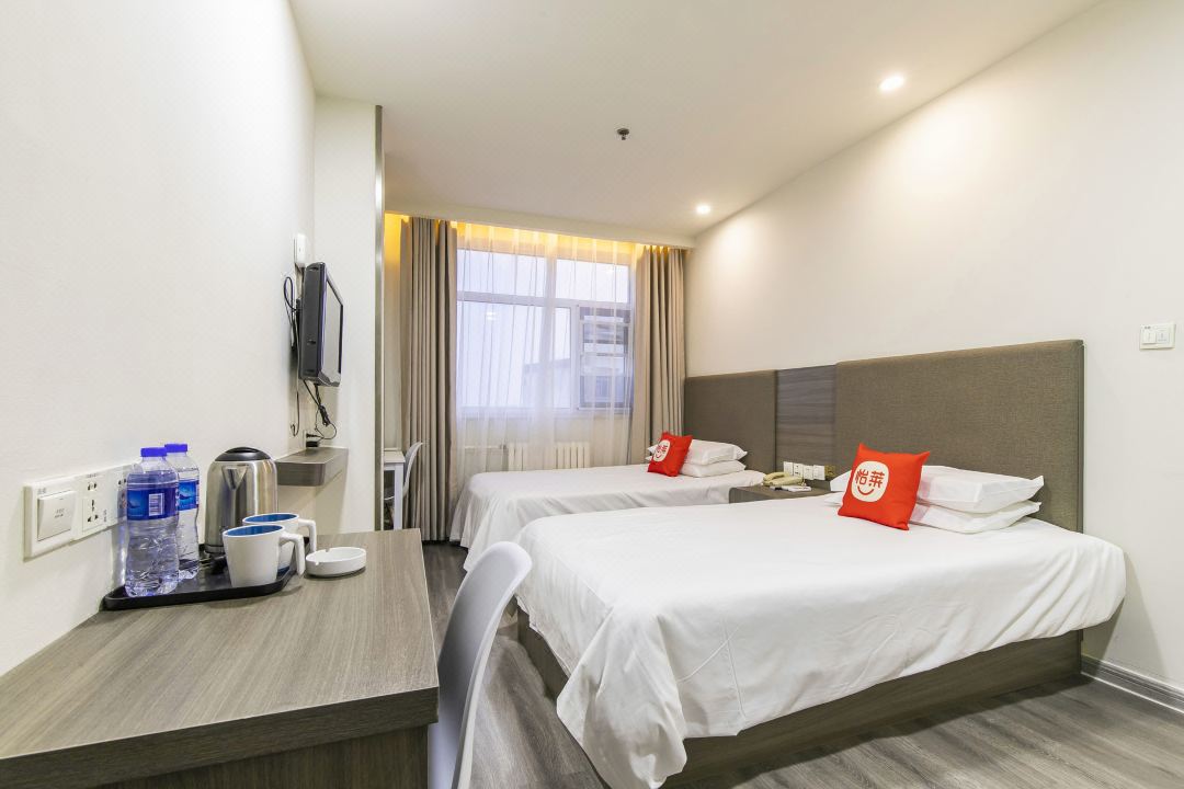 Xintongsheng Hotel (Tianjin Free Trade Zone Binhai Station)