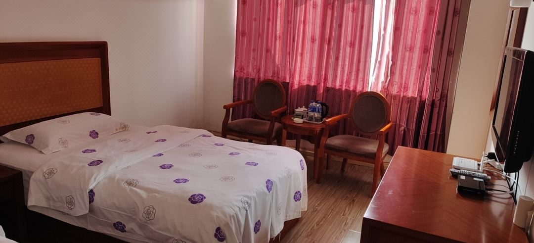 Old Yaqi Hotel