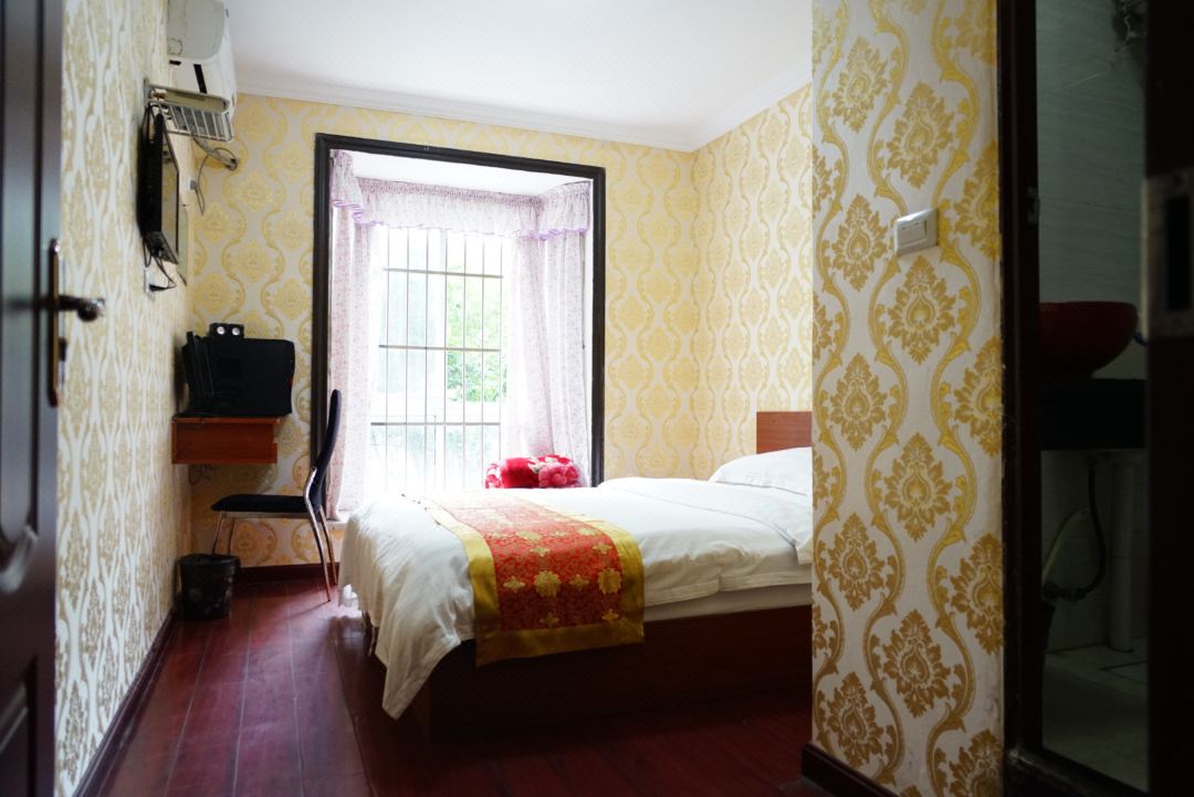 Wulong Youjia Hotel