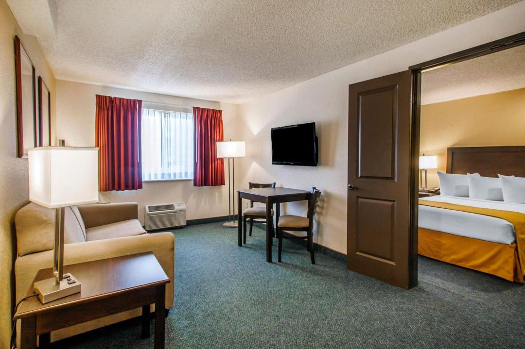 Quality Inn & Suites