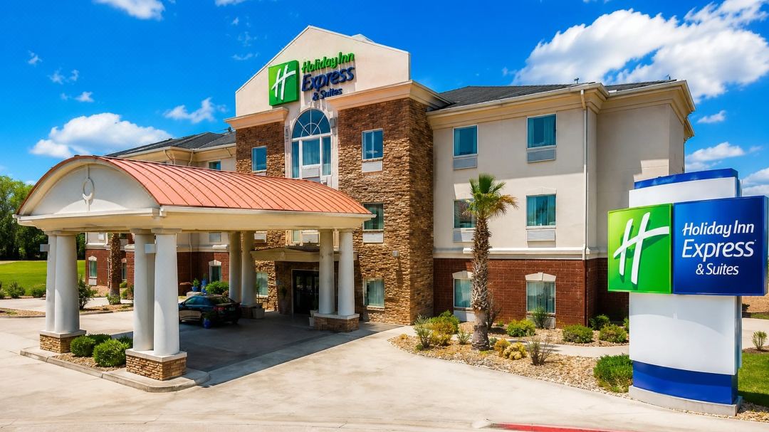 Holiday Inn Express Kenedy by IHG