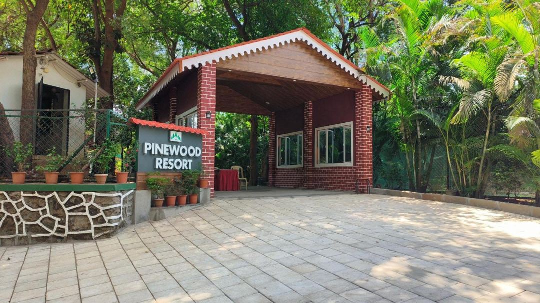 Pinewood Resort