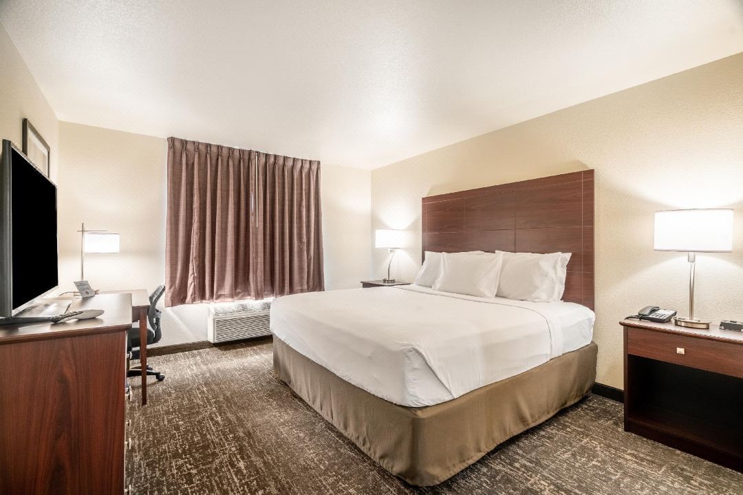 Cobblestone Inn & Suites - Pine Bluffs