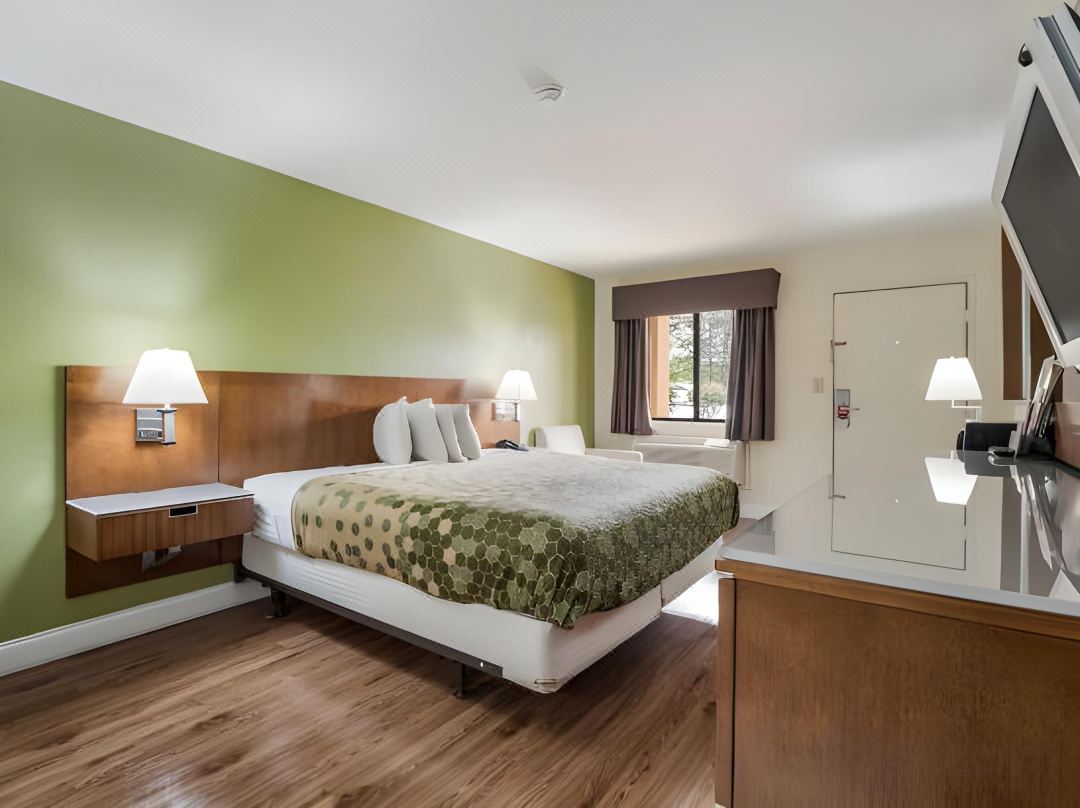 Econo Lodge Atlanta Airport East
