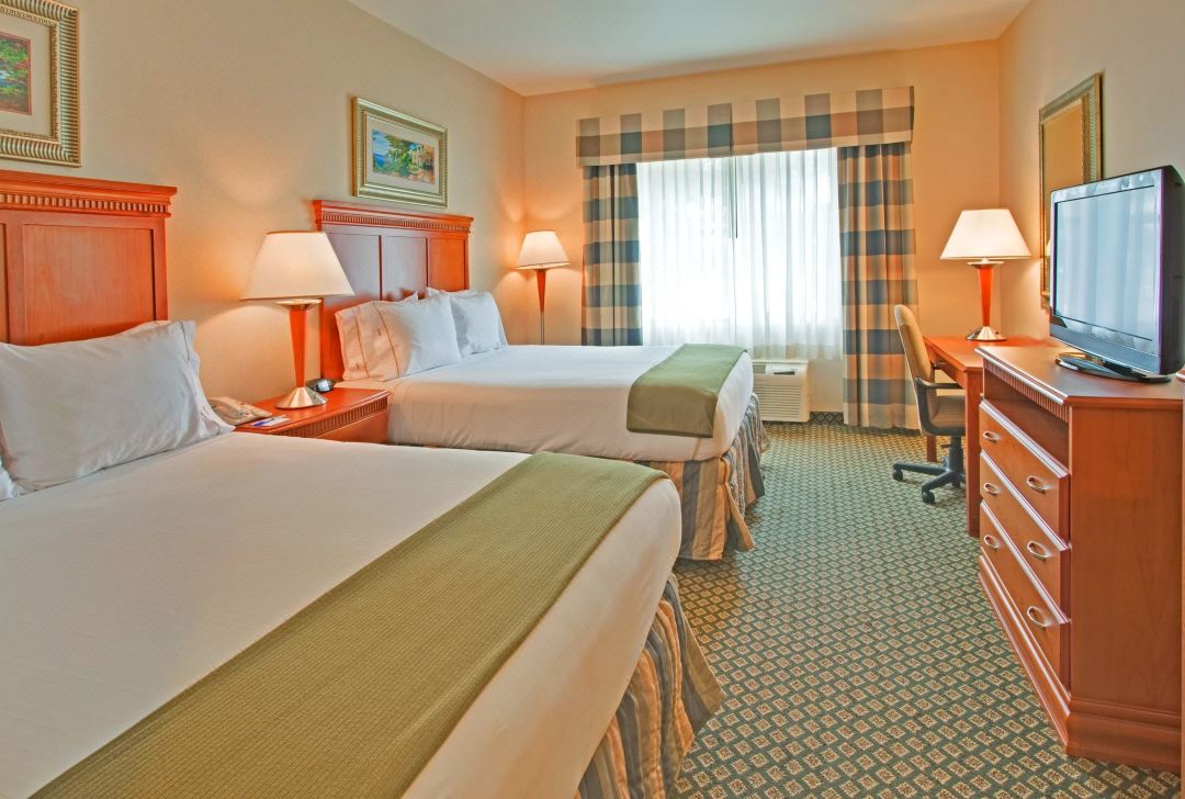 Holiday Inn Express & Suites Ontario Airport-Mills Mall