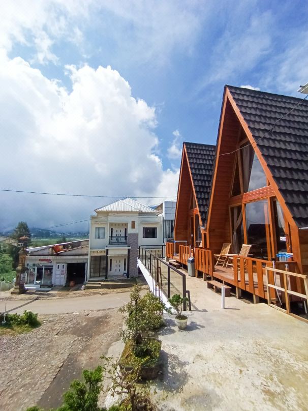 Godieng Cabin