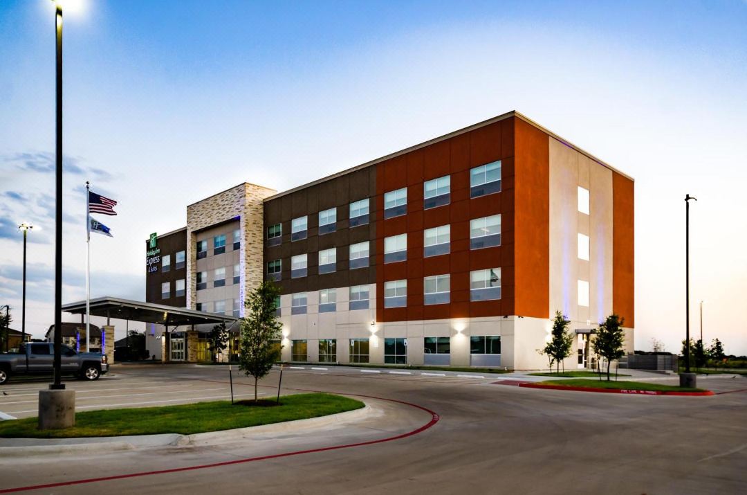 Holiday Inn Express & Suites TAYLOR by IHG
