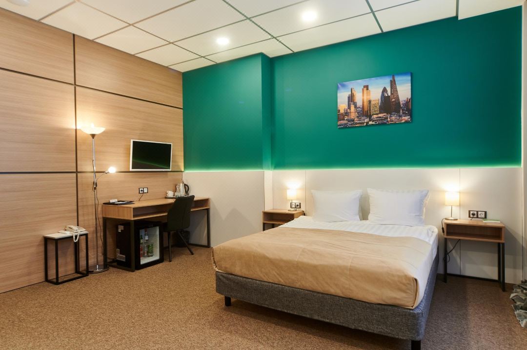 Urban Hotel